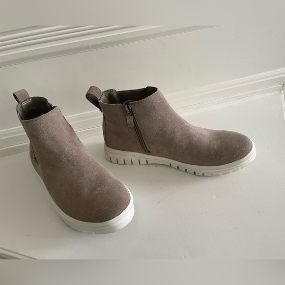 Blondo - Florette Waterproof Bootie - Picture 5 of 7